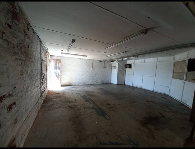 600M² WAREHOUSE FOR SALE IN EAST LONDON CENTRAL